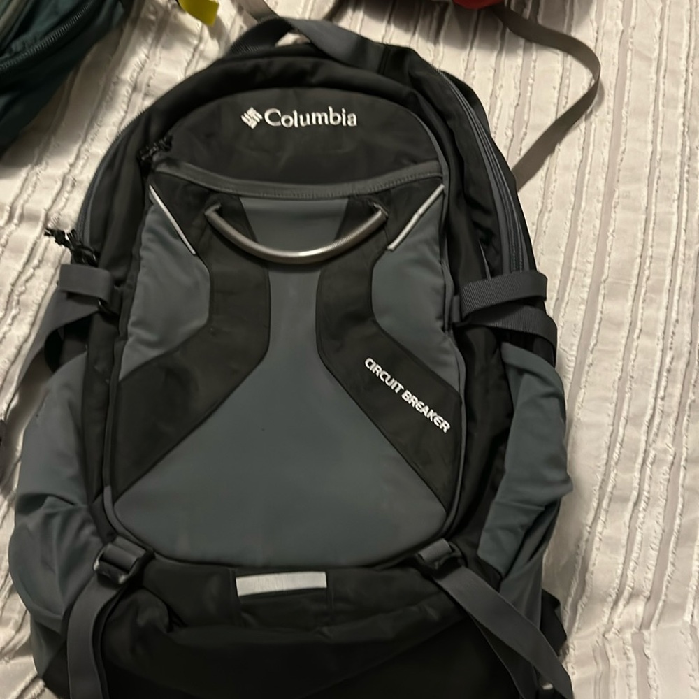 COLUMBIA CIRCUIT BREAKER BACKPACK DAYPACK LAPTOP STUDENT BAG Grey/black